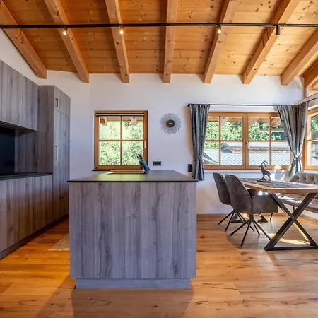 Taxer Aurach bei Kitzbuehel